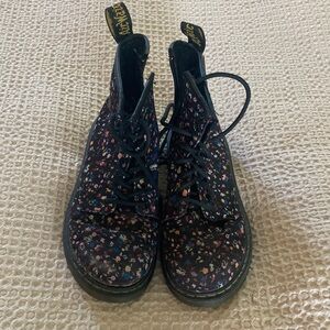 Dr. Martens Kids Black Floral Boots